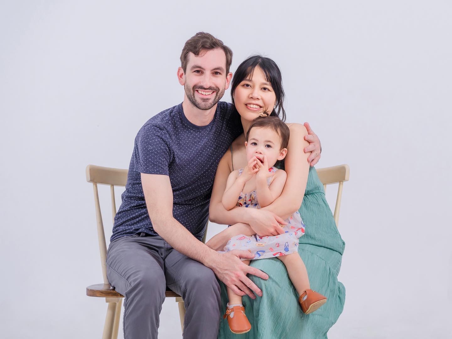 Fun family photo shoot in Taiwan